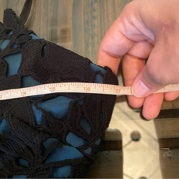 Romeo Juliet Couture Teal and Black Lace Dress size M - Picture 6 of 15